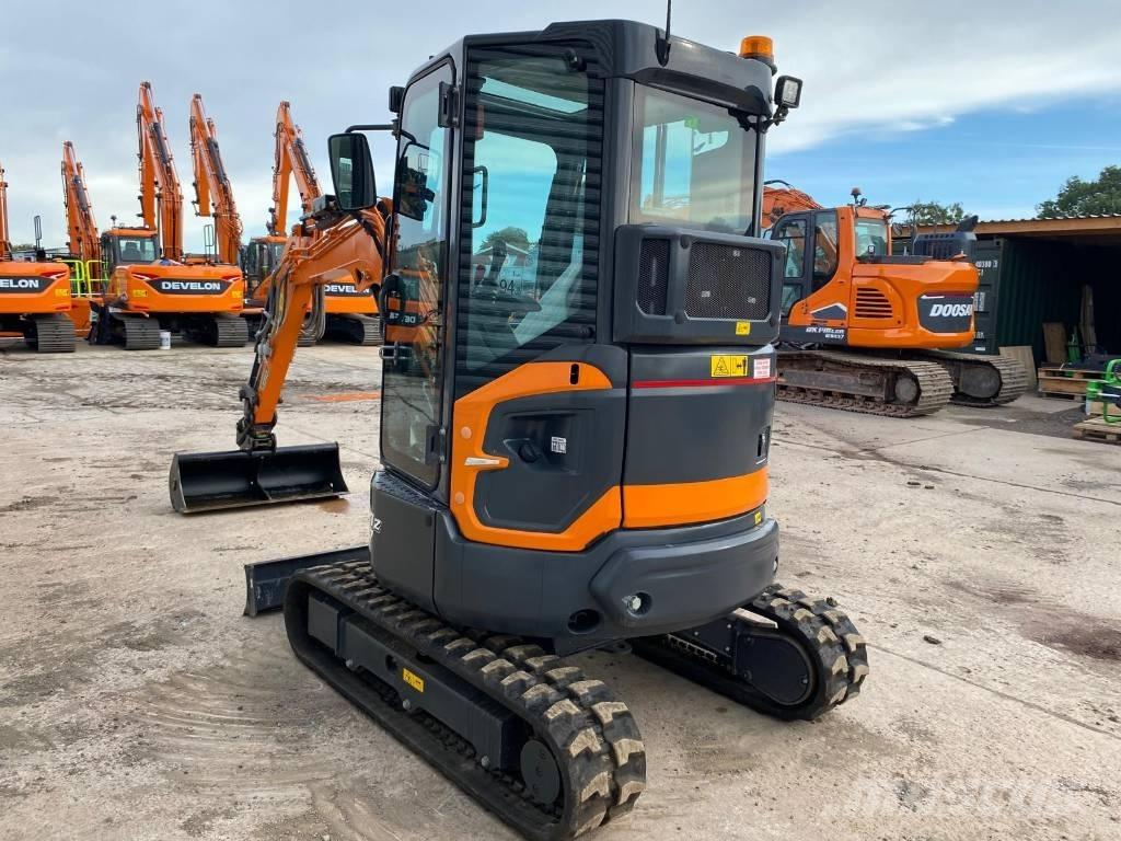 Develon DX 27 Z-7 Mini Excavators <7t (Mini Diggers)