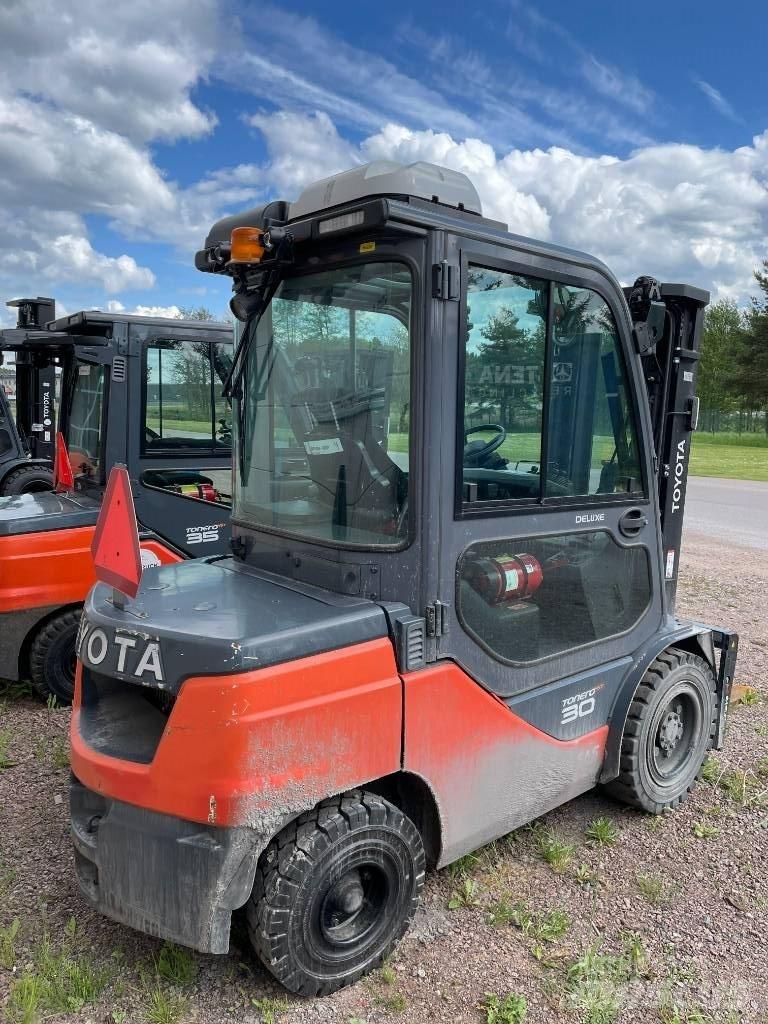 Toyota 56-8FD30F Diesel Forklifts