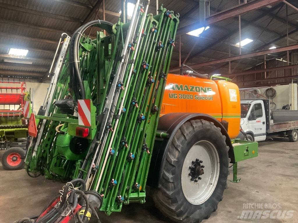 Amazone Ug 3000 Trailed sprayers