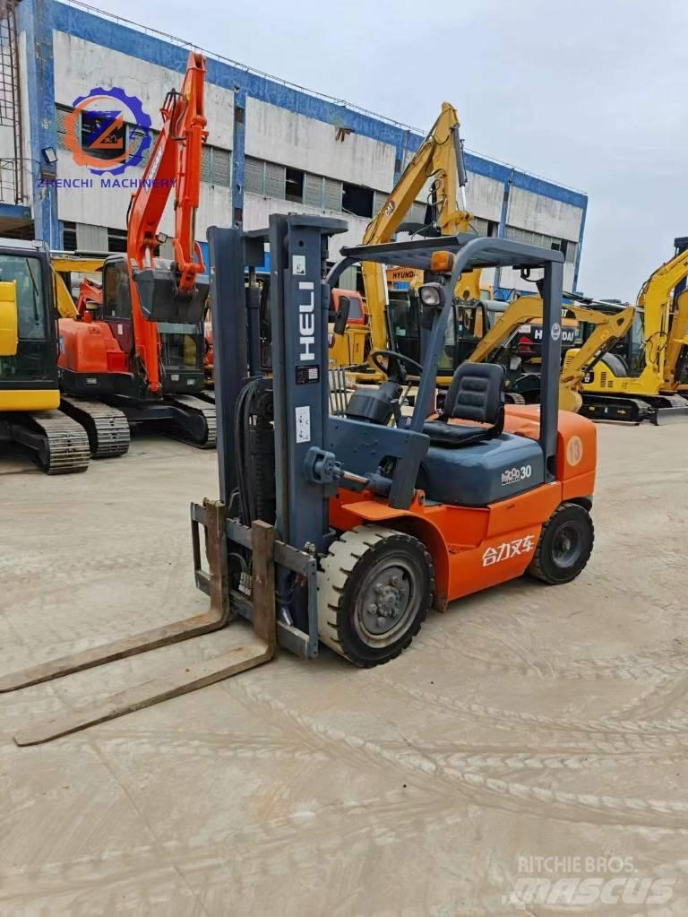 Heli CPCD 30 Diesel Forklifts