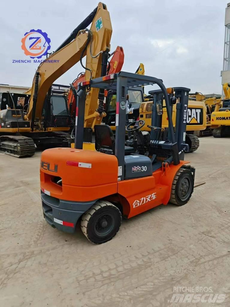Heli CPCD 30 Diesel Forklifts