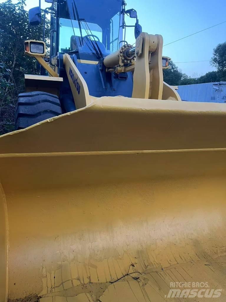 Komatsu WA 320 Wheel Loaders