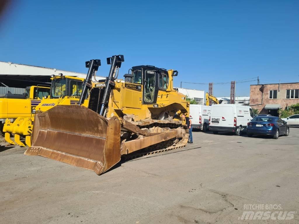 CAT D8R Crawler dozers