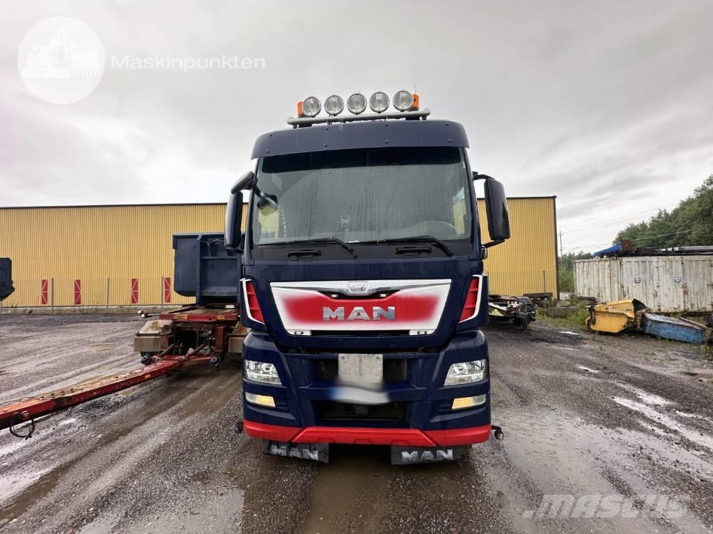 MAN TGX 26.480 Box trucks