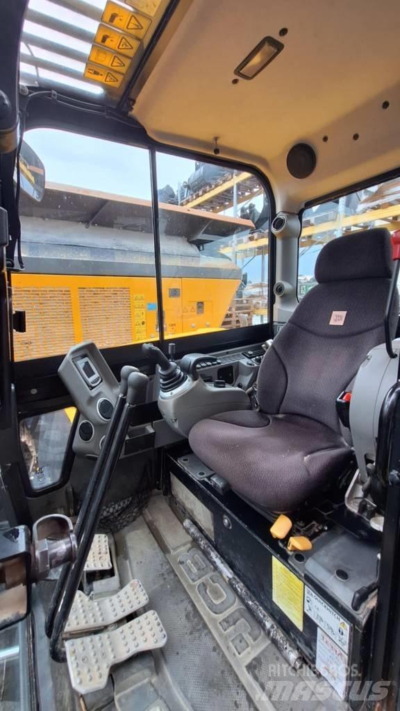 JCB 100 C Mini excavators  7t - 12t