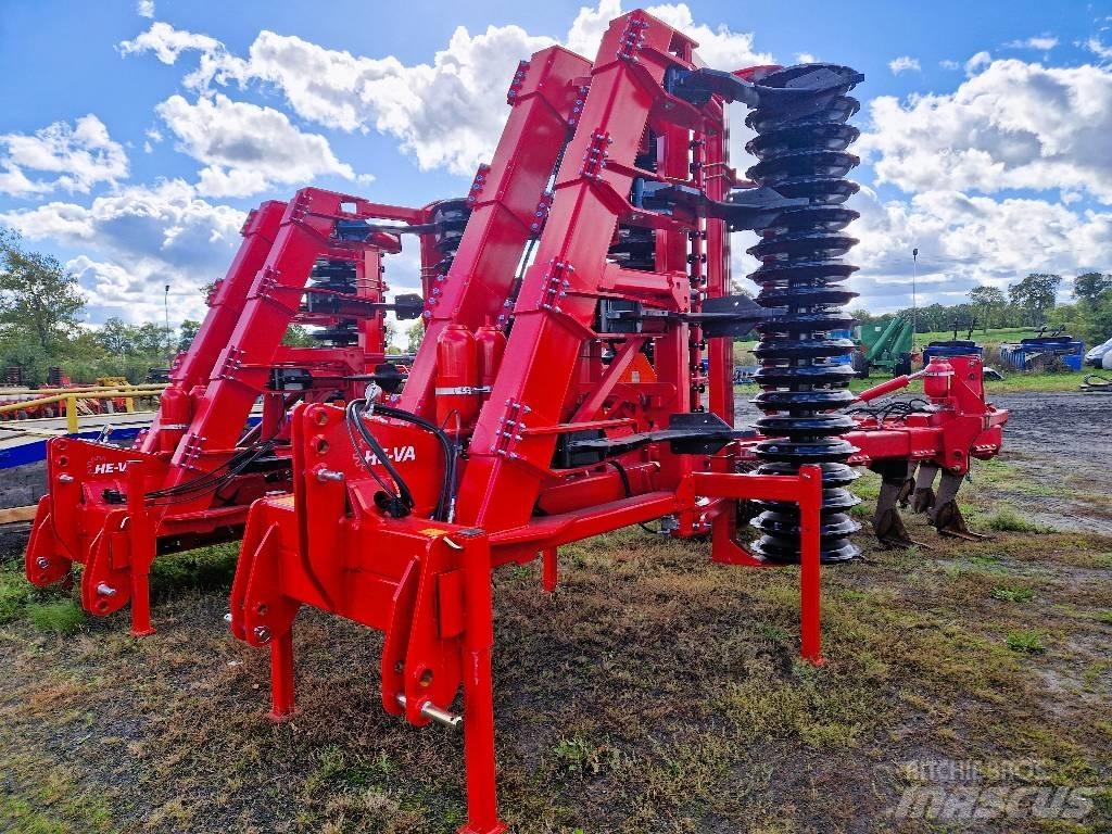 He-Va Sub-Tiller 500 Chisel Plows