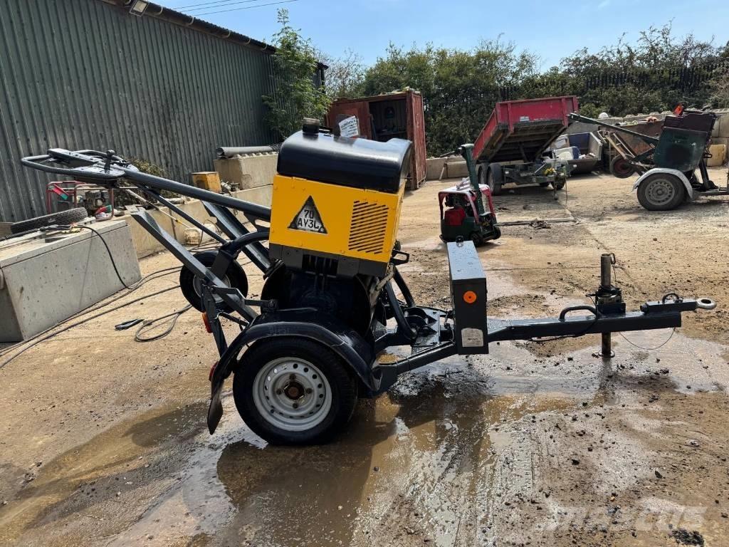 Mecalac MBR71 Single drum rollers