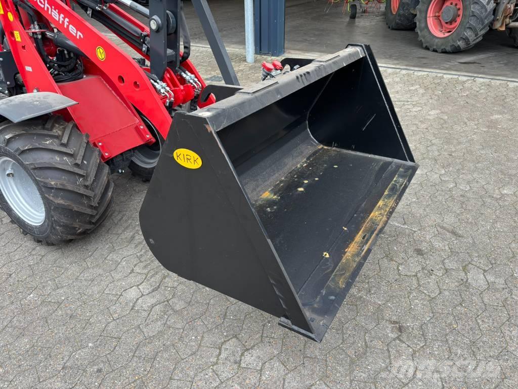 Schäffer 2630 Mini Loader