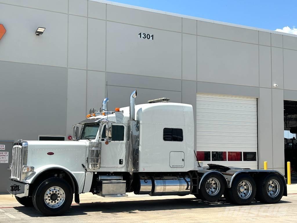 Peterbilt 389 Conventional Trucks / Tractor Trucks