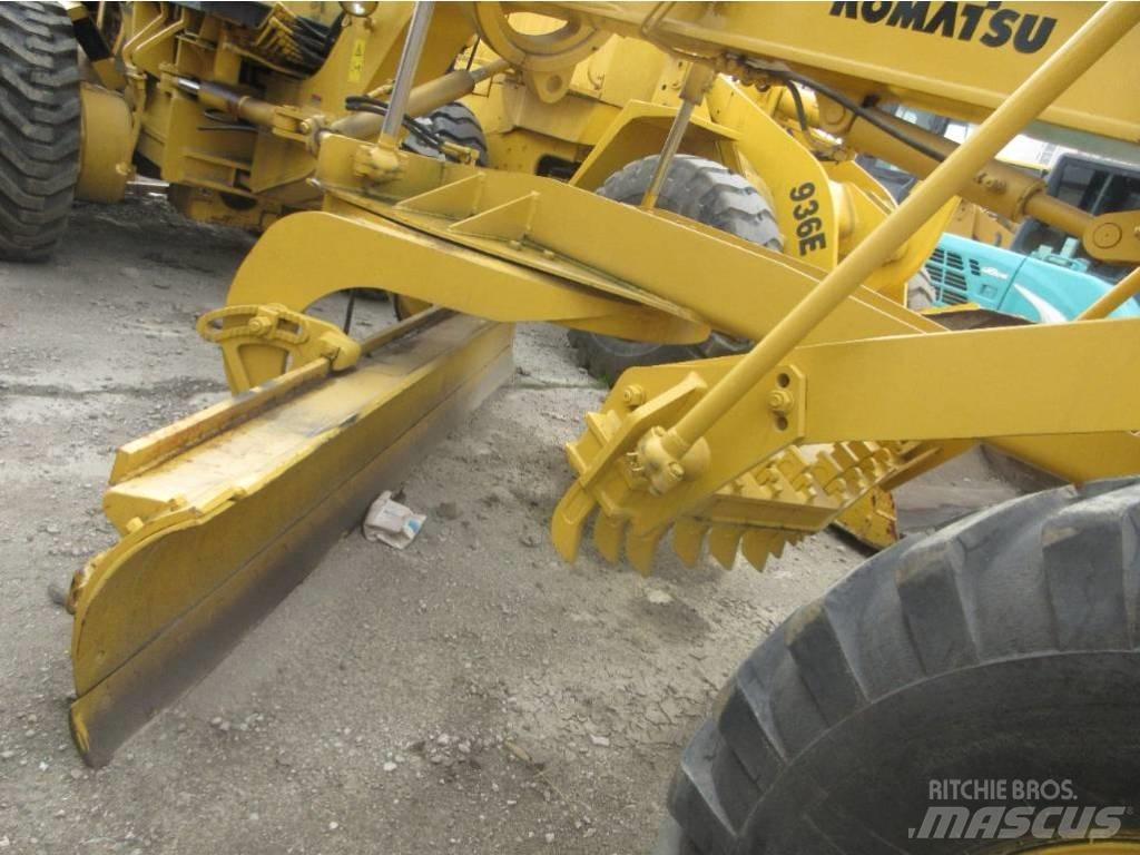 Komatsu GD 623 Motor Graders