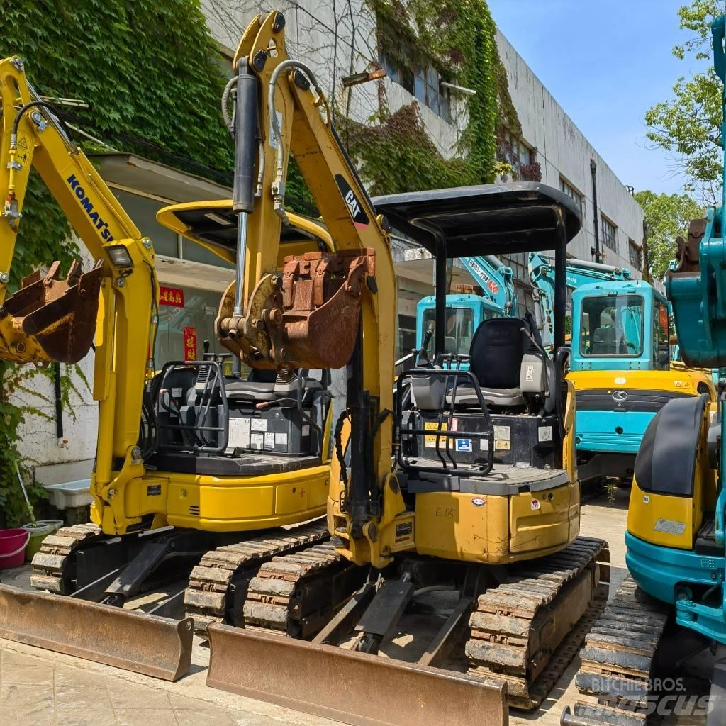 CAT 302 Mini Excavators <7t (Mini Diggers)