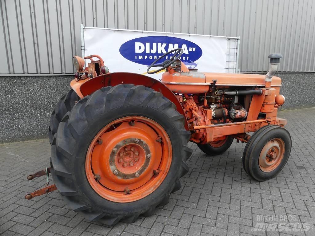 Renault Super 7 Tractors