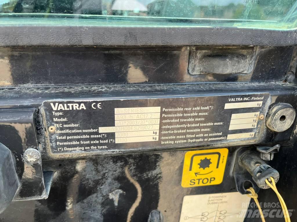 Valtra A 93 Tractors