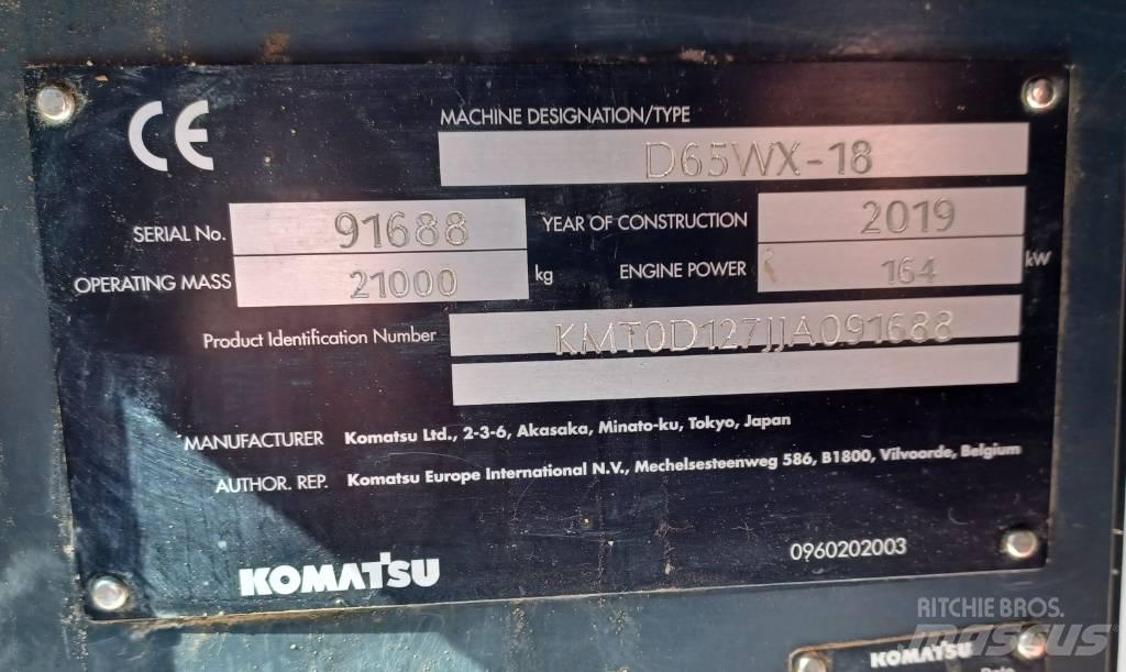 Komatsu D65WX-18 Crawler dozers