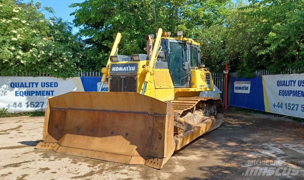 Komatsu D65WX-18 Crawler dozers