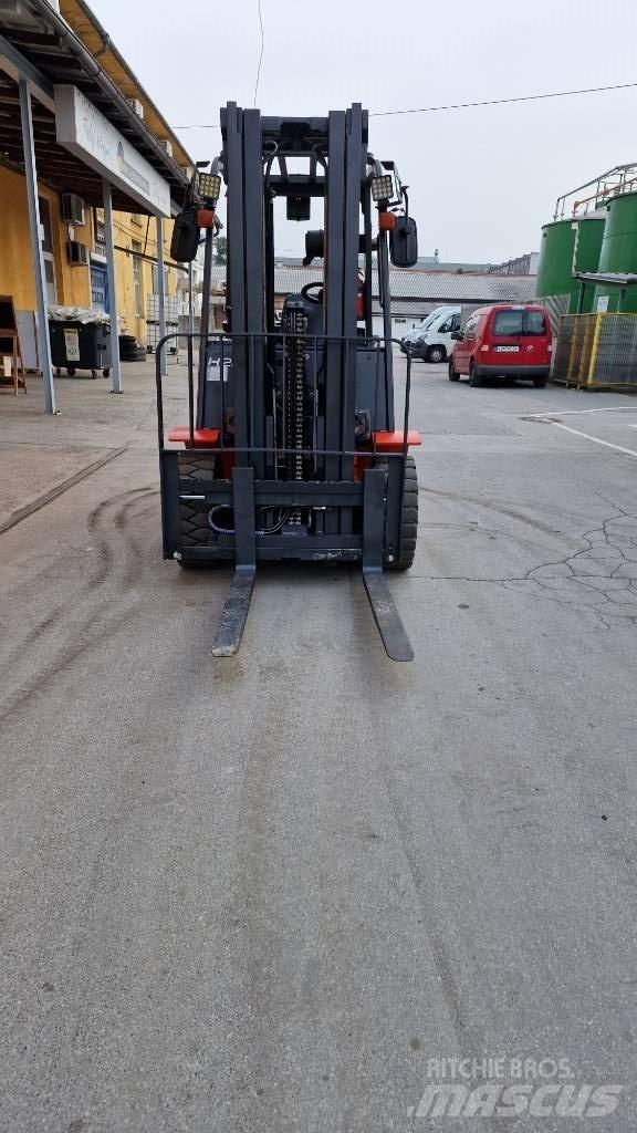 Linde H 25 D Diesel Forklifts