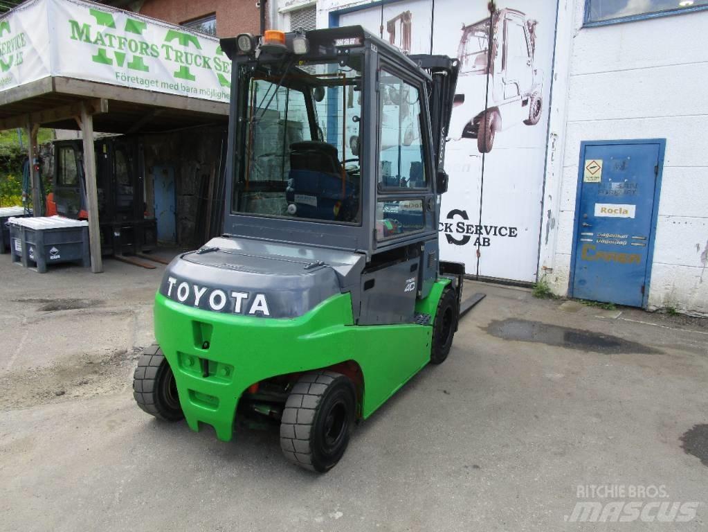 Toyota Elmotvikt Electric Forklifts