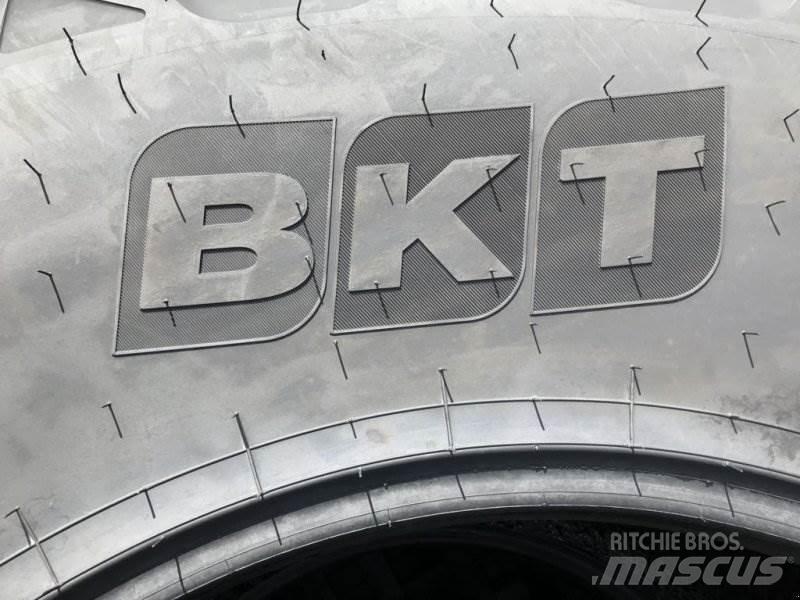 BKT 710/70R38 Tires, wheels and rims