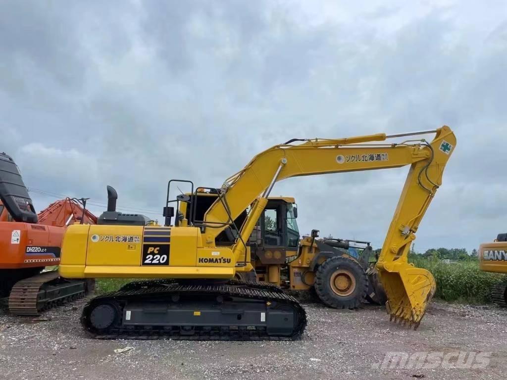 Komatsu PC220-8 Crawler Excavators