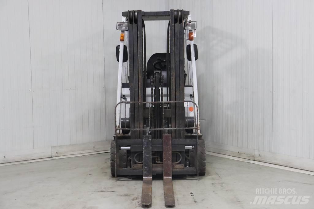 TCM FB20-E1 Electric Forklifts