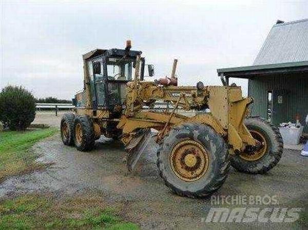 Komatsu GD525A-1 Motor Graders