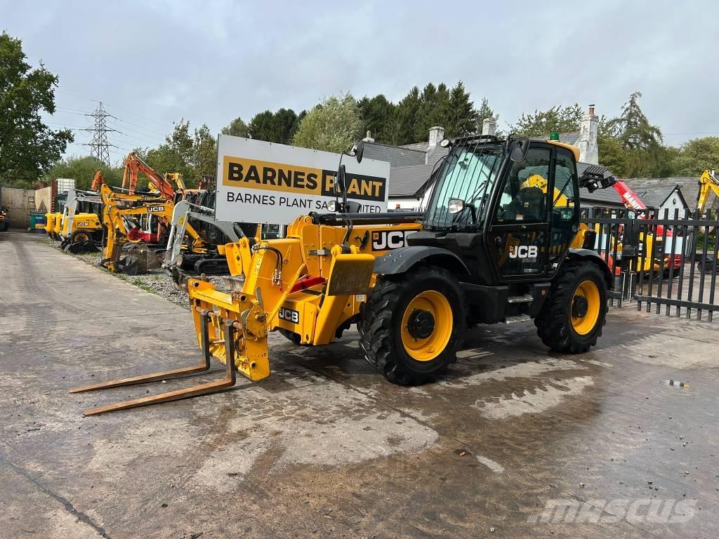 JCB 535-125 Hiviz Telescopic Handlers