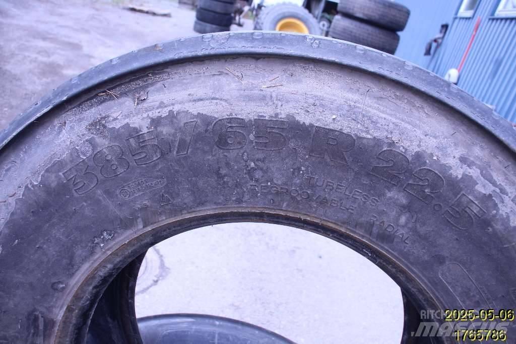 Michelin XFN 2 Tires, wheels and rims