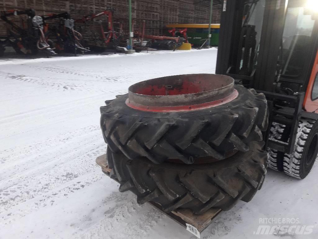 Raju 12,4/11-36 Tires, wheels and rims
