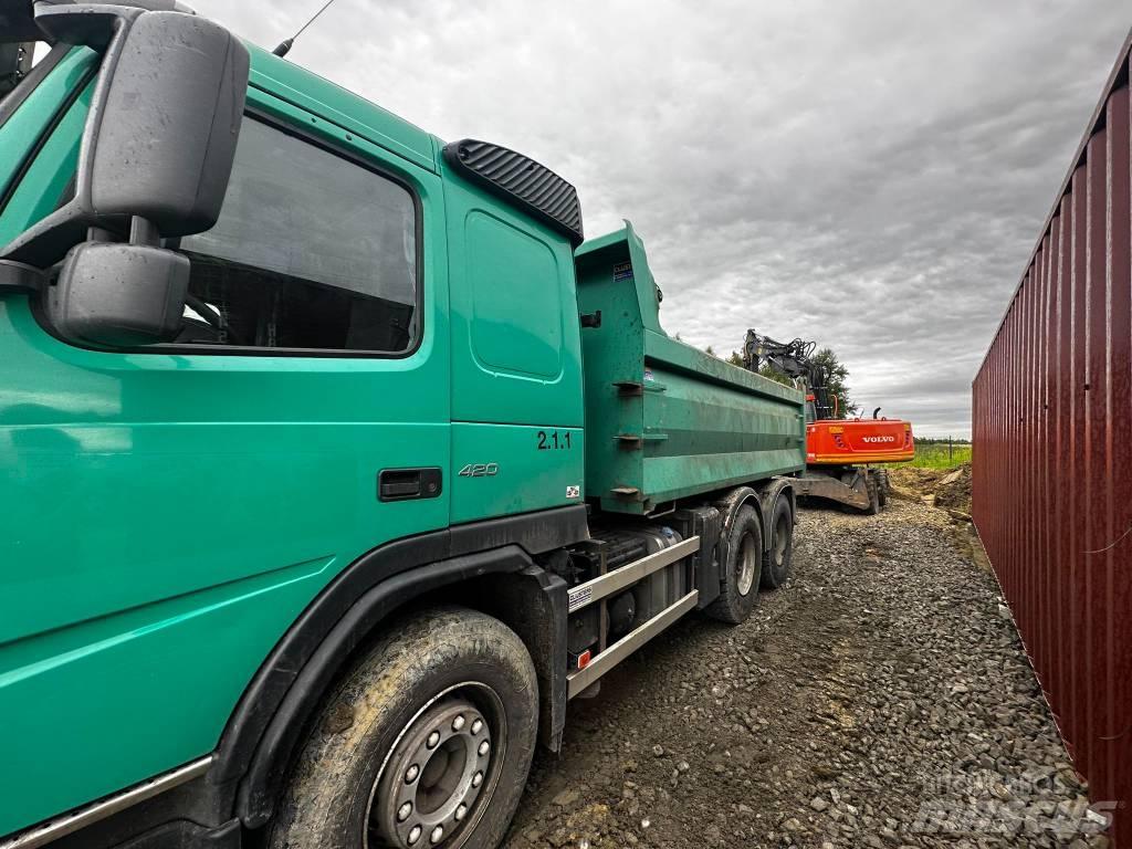 Volvo FM 12 420 Dump Trucks
