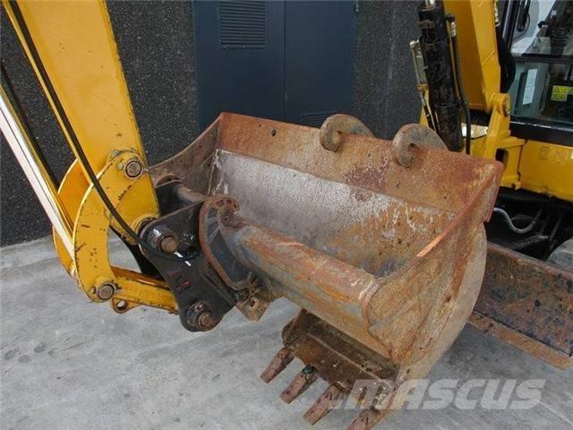 CAT 305.5 Mini Excavators <7t (Mini Diggers)