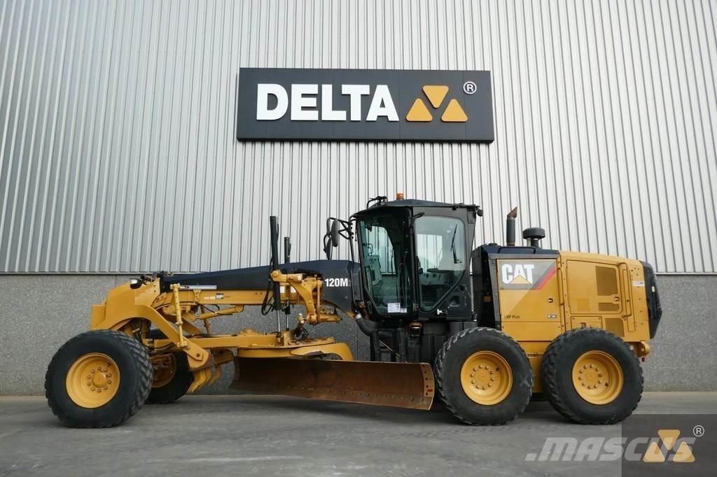 CAT 120M2 Motor Graders