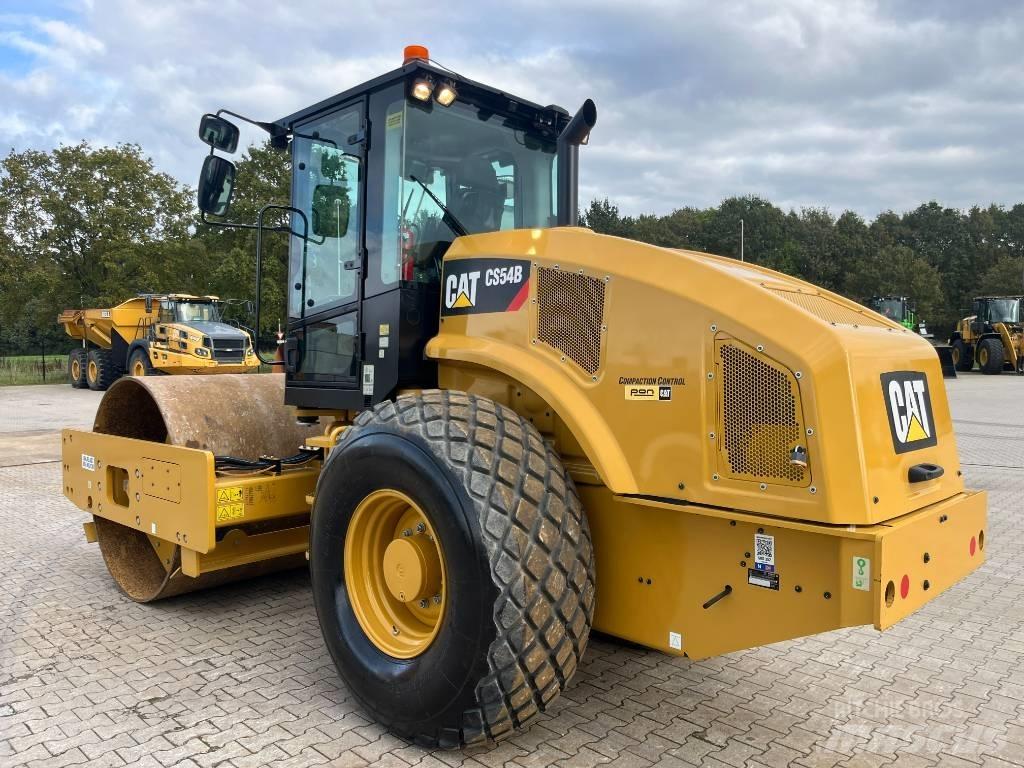 CAT CS 54 B Single drum rollers