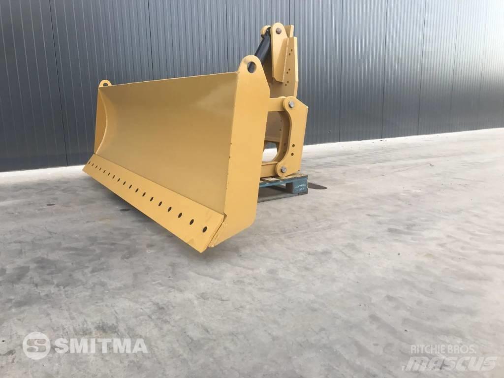 CAT 140G Blades