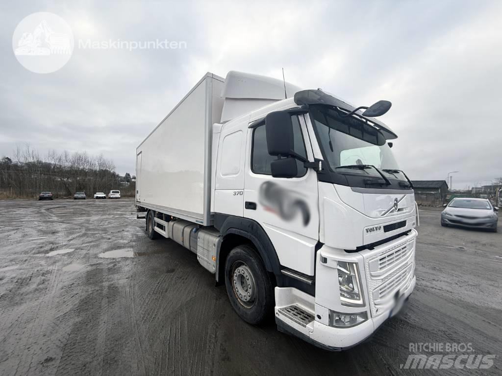 Volvo FM 370 Reefer Trucks