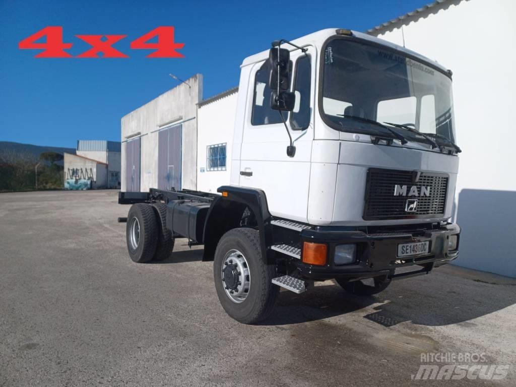 MAN 18.232 AF 4X4 Cab & Chassis Trucks