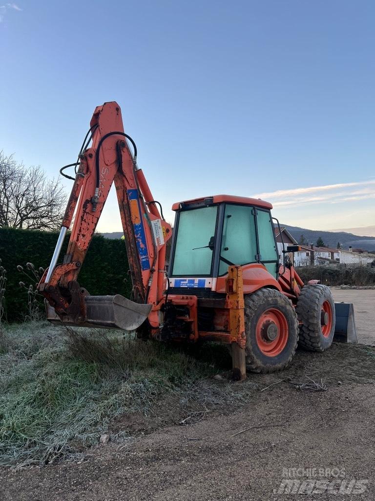 New Holland FB 200 Backhoe Loaders