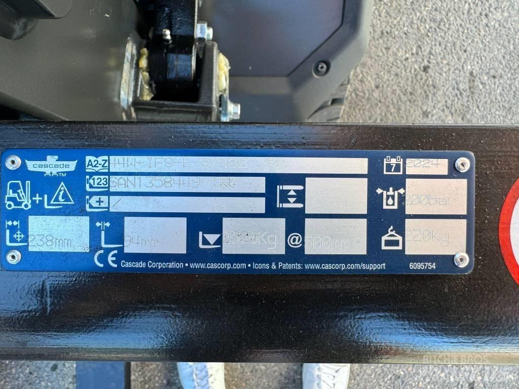 Mitsubishi FB20N2T Electric Forklifts