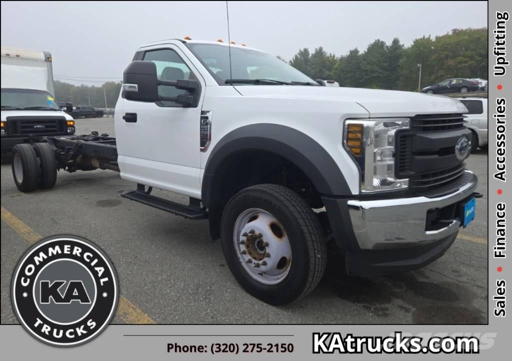 Ford F 550 XL SD Cab & Chassis Trucks