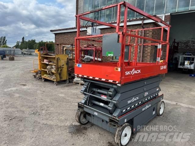 SkyJack SJ 4632 Scissor Lifts