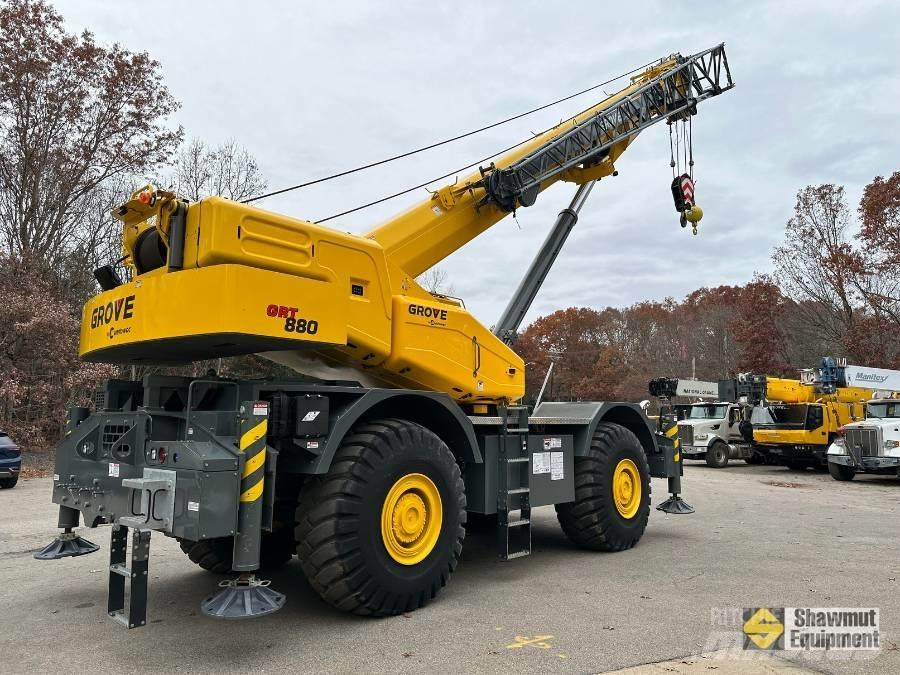 Grove GRT880 Rough Terrain Cranes