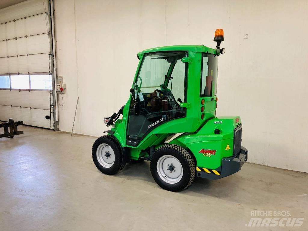 Avant 635 Mini Loader