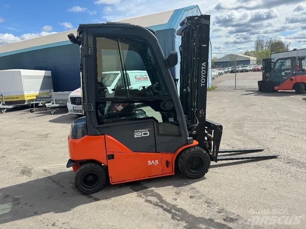 Toyota 8FBMK20T Electric Forklifts