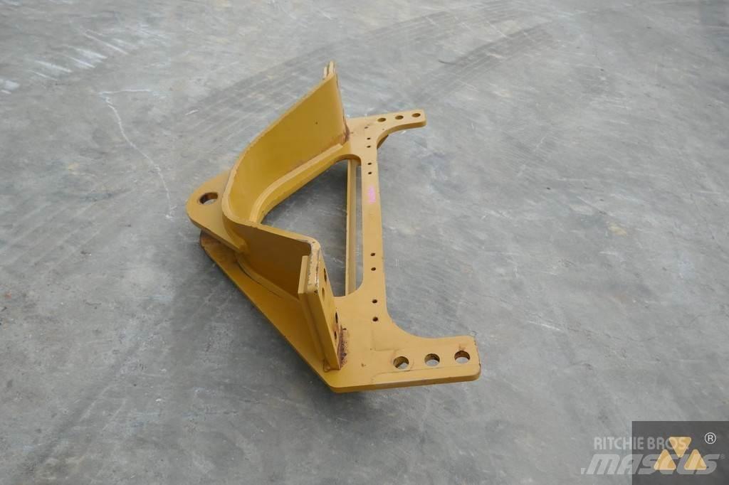 CAT 140M3 Drawbar Other Components