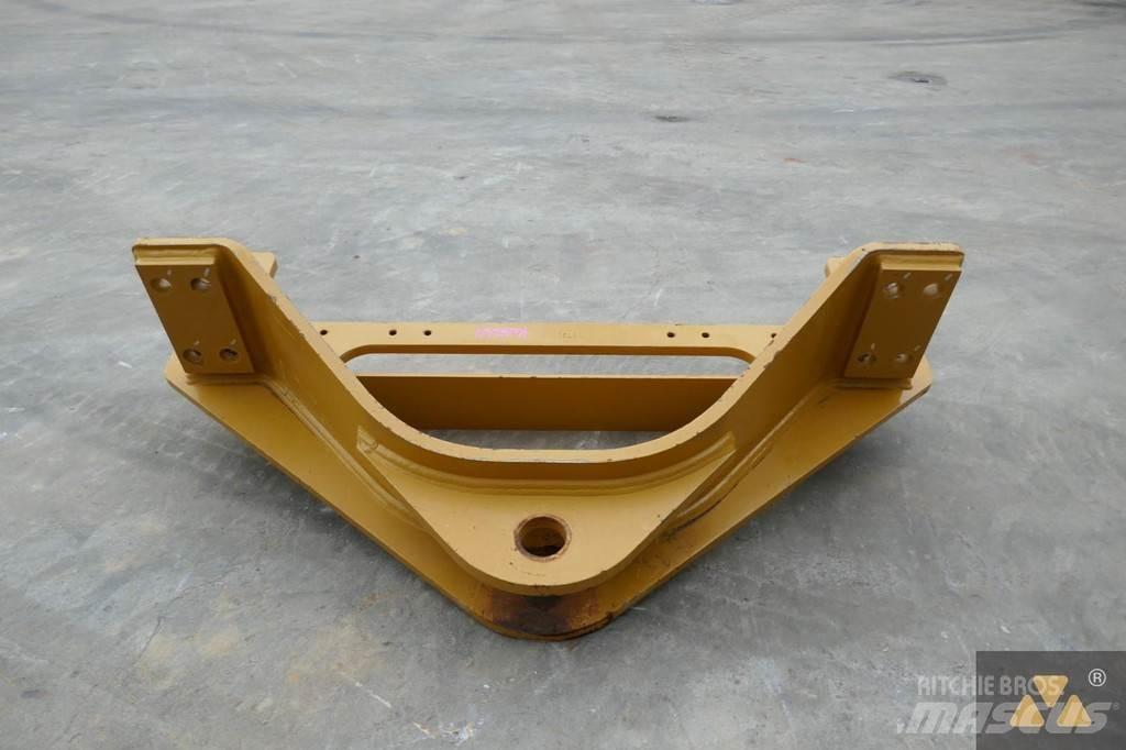 CAT 140M3 Drawbar Other Components