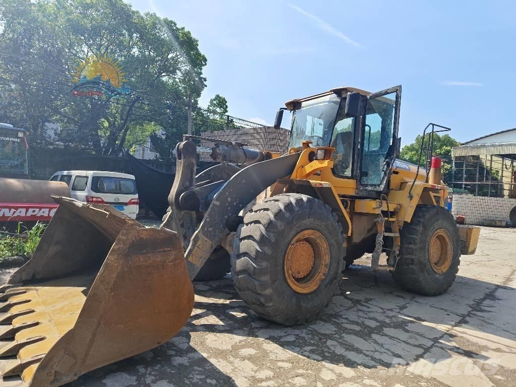 Volvo L 105 Wheel Loaders