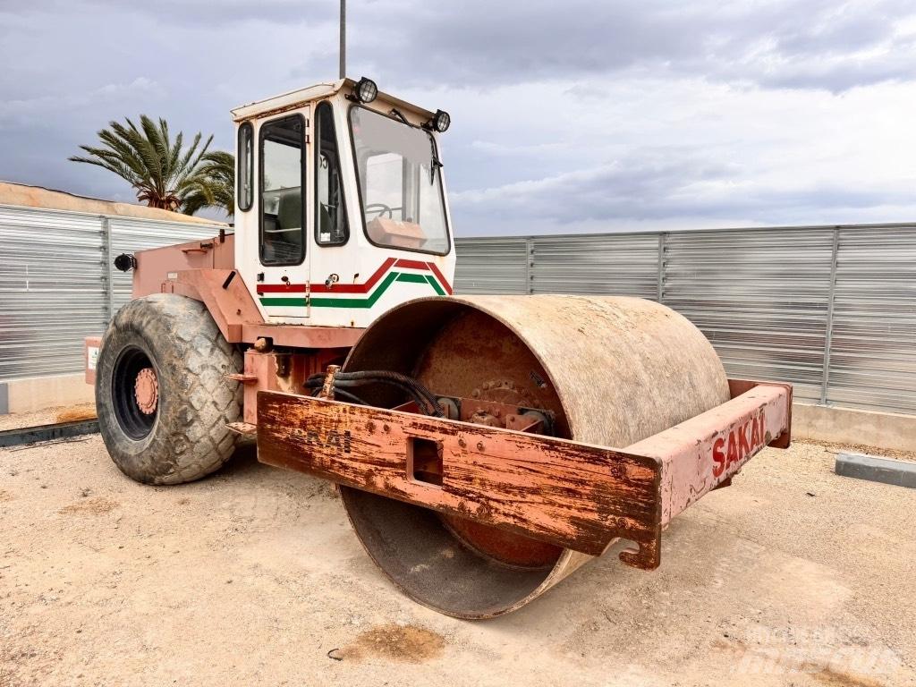 Sakai SV 500 D Soil Compactors