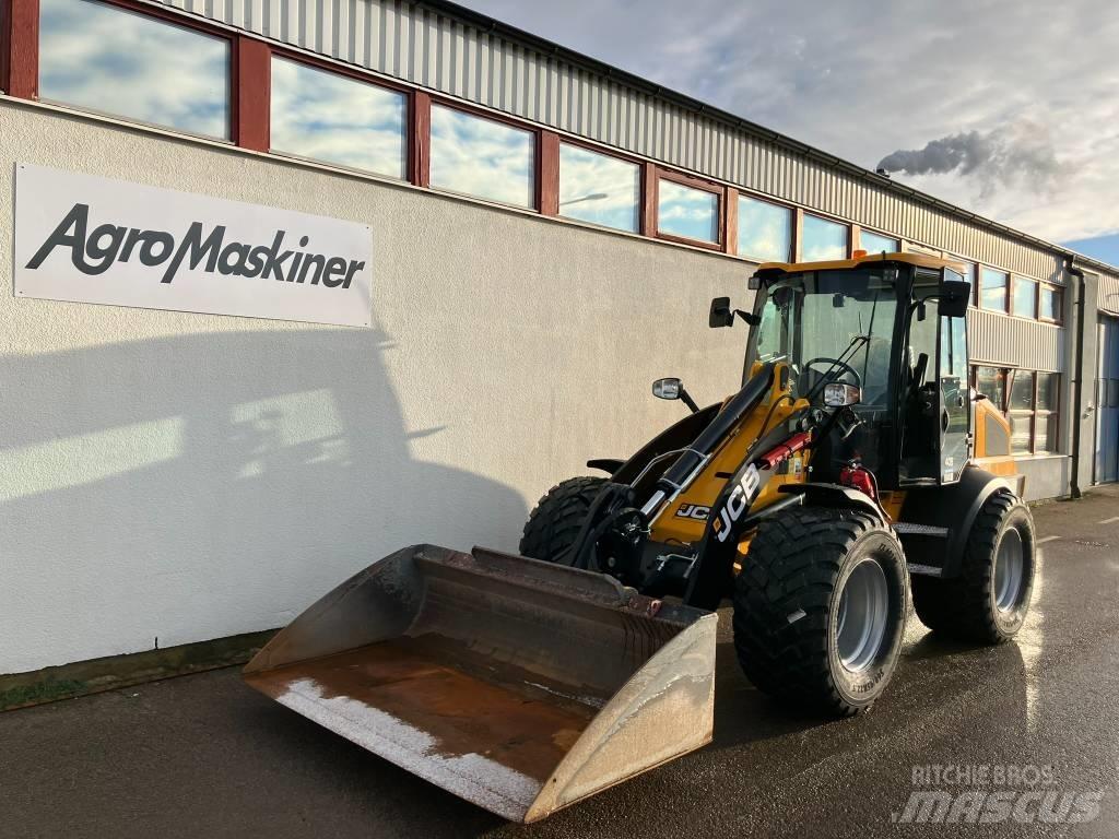 JCB 409 STAGE V - AGRI Mini Loader