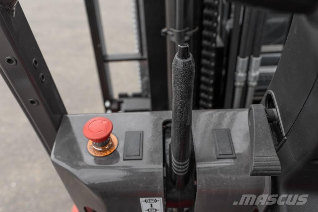 Manitou ME 435 Electric Forklifts