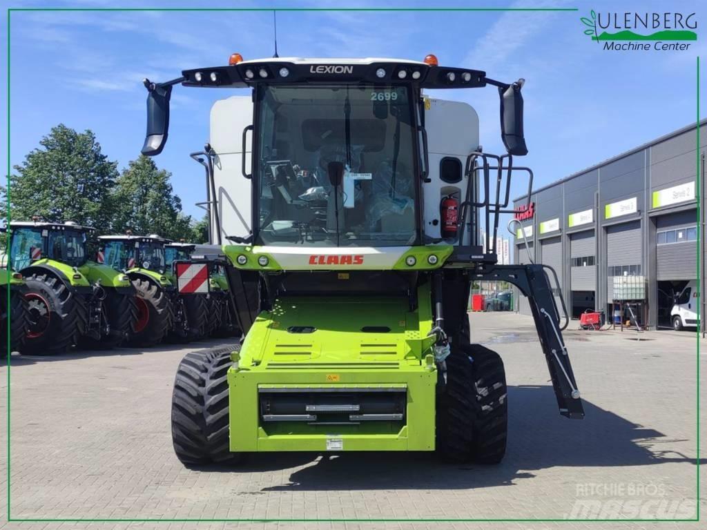 CLAAS Lexion 7600 TT Combine Harvesters
