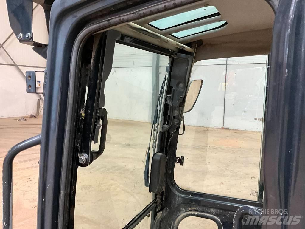 Kubota U 48-4 / U 55-4 Forestry Cabin